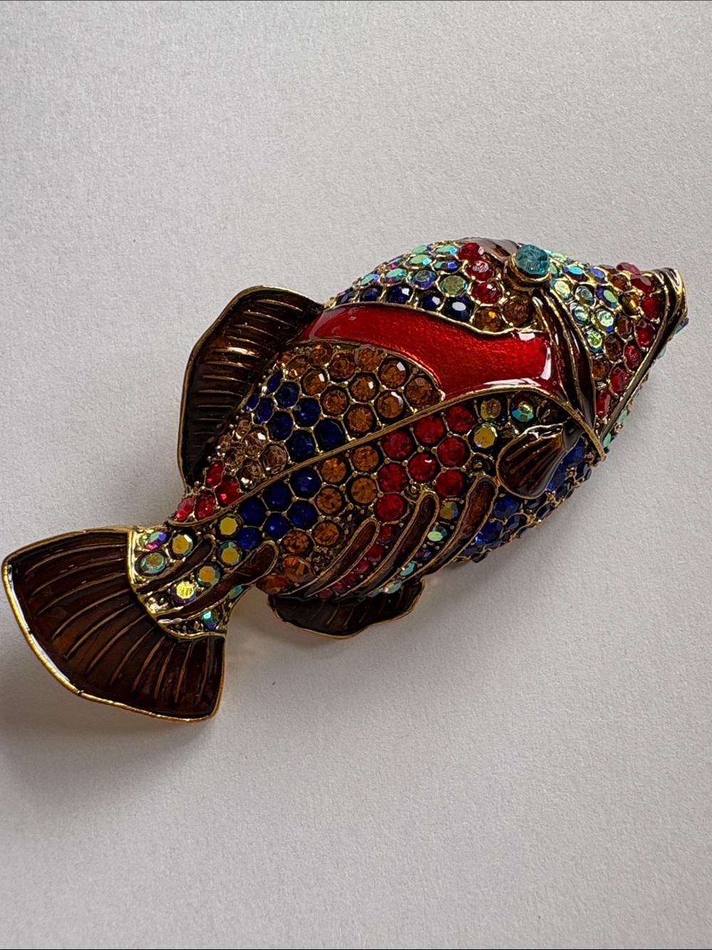 Multicolor Jeweled Fish Ornament Brooch
